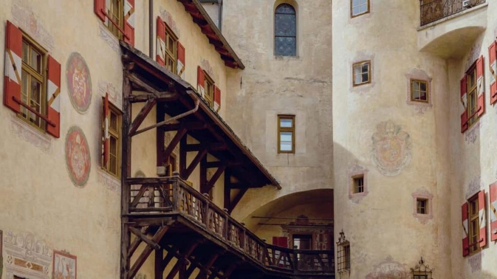 2025 Russia WhatsApp Advertising Rate Card pour Côte dIvoire