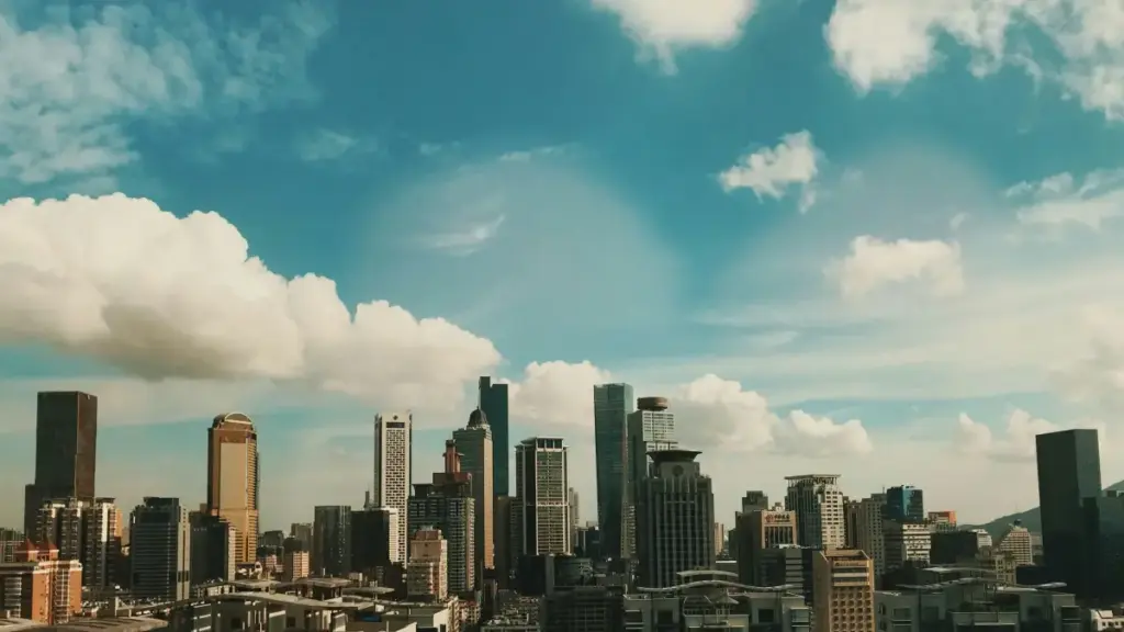 Découvrez comment le pack shoutout QQ en UAE booste les créateurs ivoiriens, avec tendances et astuces exclusives.