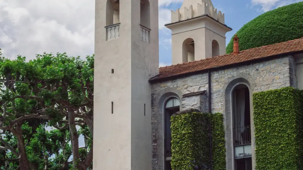 Découvrez comment les marques utilisent Zalo en Russie pour toucher des audiences niches spécifiques, avec des insights locaux.