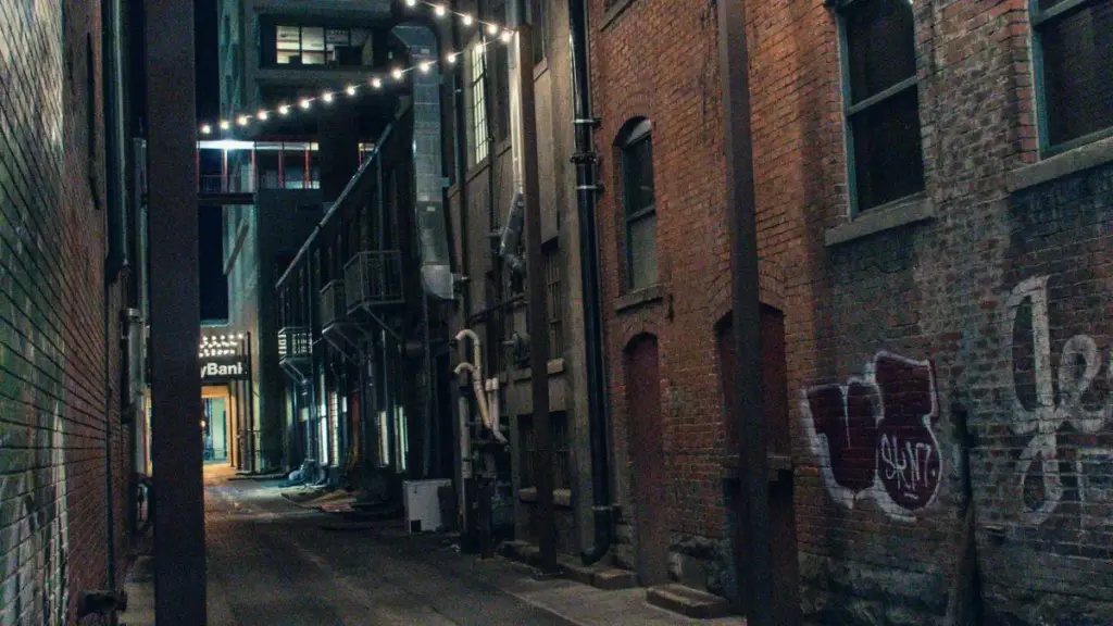 Guide pratique pour annonceurs en Côte d'Ivoire — comment repérer, vérifier et collaborer avec créateurs WhatsApp d'Afrique du Sud pour lancer des gammes produit avec top créateurs.