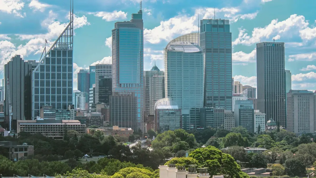Ivorian Advertisers: Find Thai Amazon Creators Fast