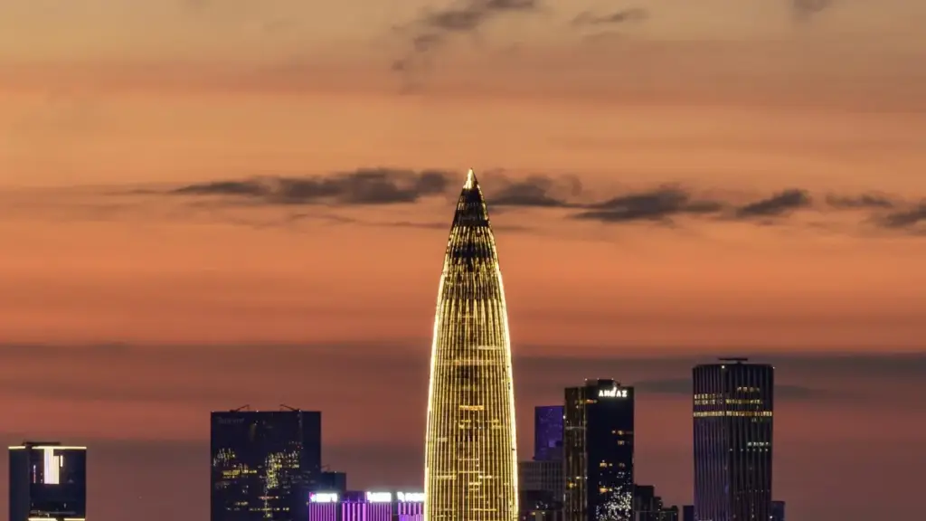 "Sugandɛ fo: ka ban mana ka UK brands wɔ Instagram, ni kɛ lookbooks la. Tulu ka sigi, taktiki, ni ban kɛra."