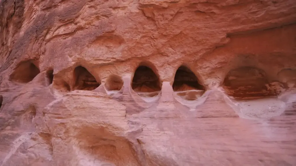 Guide pratique pour les annonceurs ivoiriens cherchant à collaborer avec des créateurs Etsy d'Irlande sur des campagnes esports.