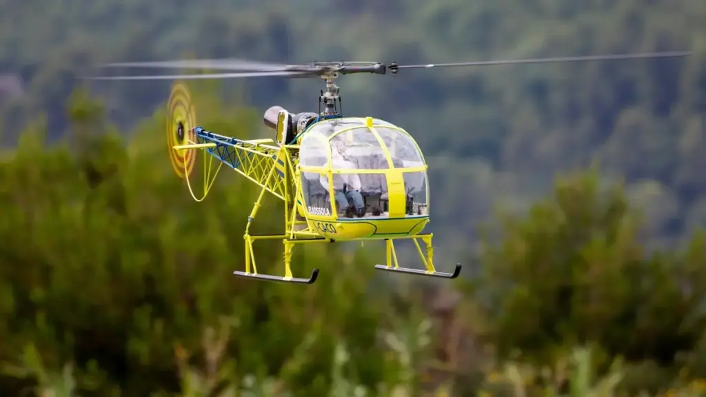 Guide pratique pour les annonceurs ivoiriens cherchant à collaborer avec des créateurs KakaoTalk en Allemagne pour tutoriels maquillage.