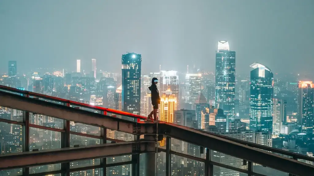 "Guide pratique pour annonceurs en Côte d'Ivoire : comment repérer et recruter créateurs allemands (Hulu-focused) pour séries tuto menées par créateurs."