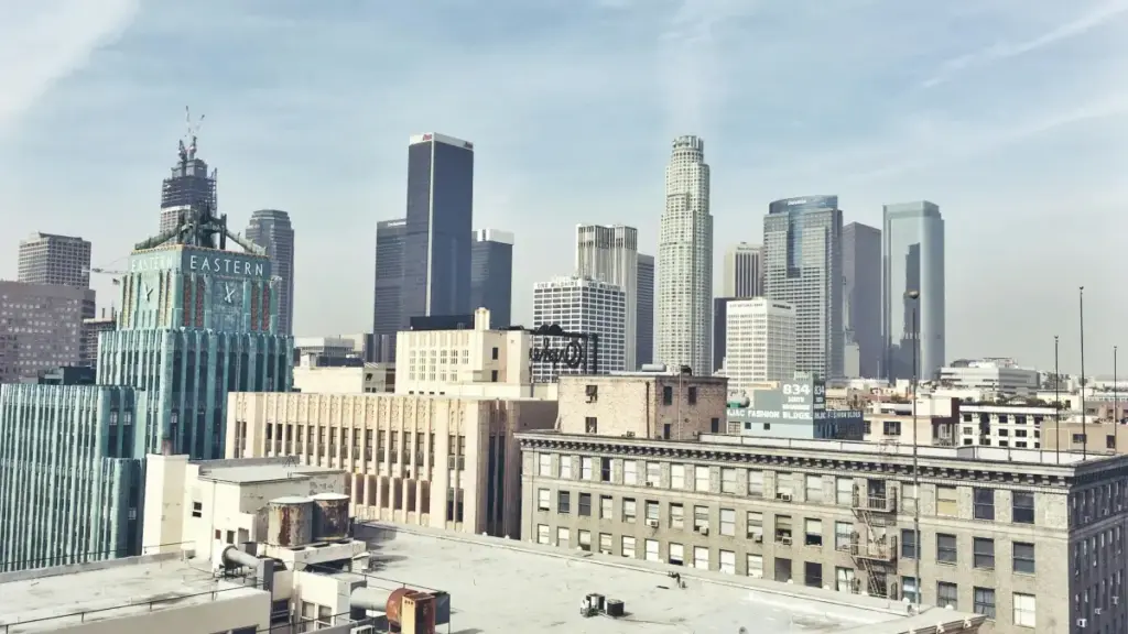 Guide pratique pour créateurs en Côte d'Ivoire: comment identifier, approcher et convaincre marques de Bahreïn qui vendent sur Amazon, avec tactiques concrètes et exemples locaux.