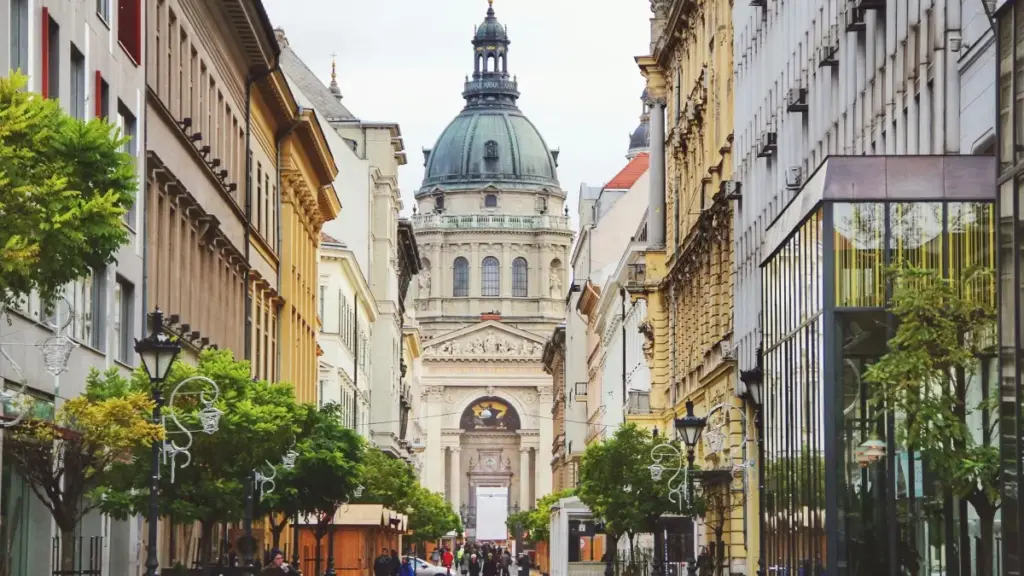 Sami fila: sankili ka kɛlɛ la, ka bana ne tɛgɛ sisan ni kɛ bɛɛ ye Roumanie brands la su Pinterest kosɛbɛɛ productivity guides ye.