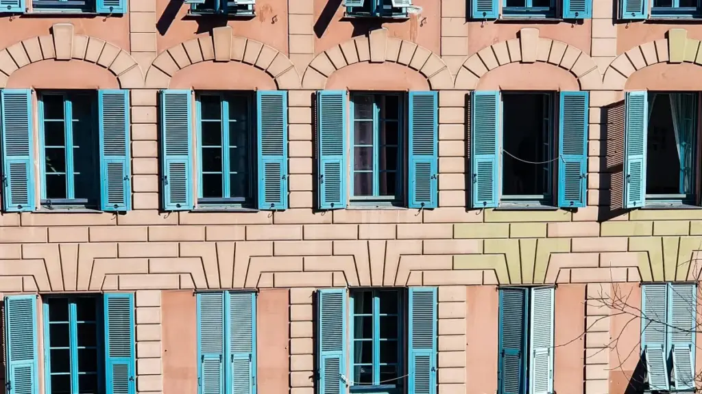 Guide pratique pour créateurs en Côte d'Ivoire qui veulent contacter marques sud‑coréennes via OnlyFans pour vidéos d'unboxing — stratégie, checklist, risques et outils.