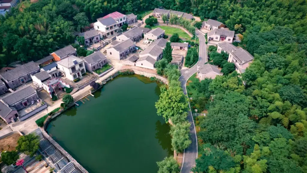 Guide pratique pour annonceurs en Côte d'Ivoire: comment repérer, contacter et lancer défis fitness menés par créateurs Iraniens sur vkontakte — stratégies, risques et tactiques localisées.