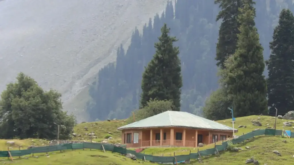 Nii kɛ Kuaishou na Italy brands, saisi le bon angle, ka fan content follow-up wuli. Tɔgɔ, tipi, tableau, et prévisions yaa, simple et utile.